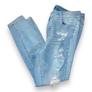 Stretchy Plus Size INDIGO FUSION skinny jeans 👖